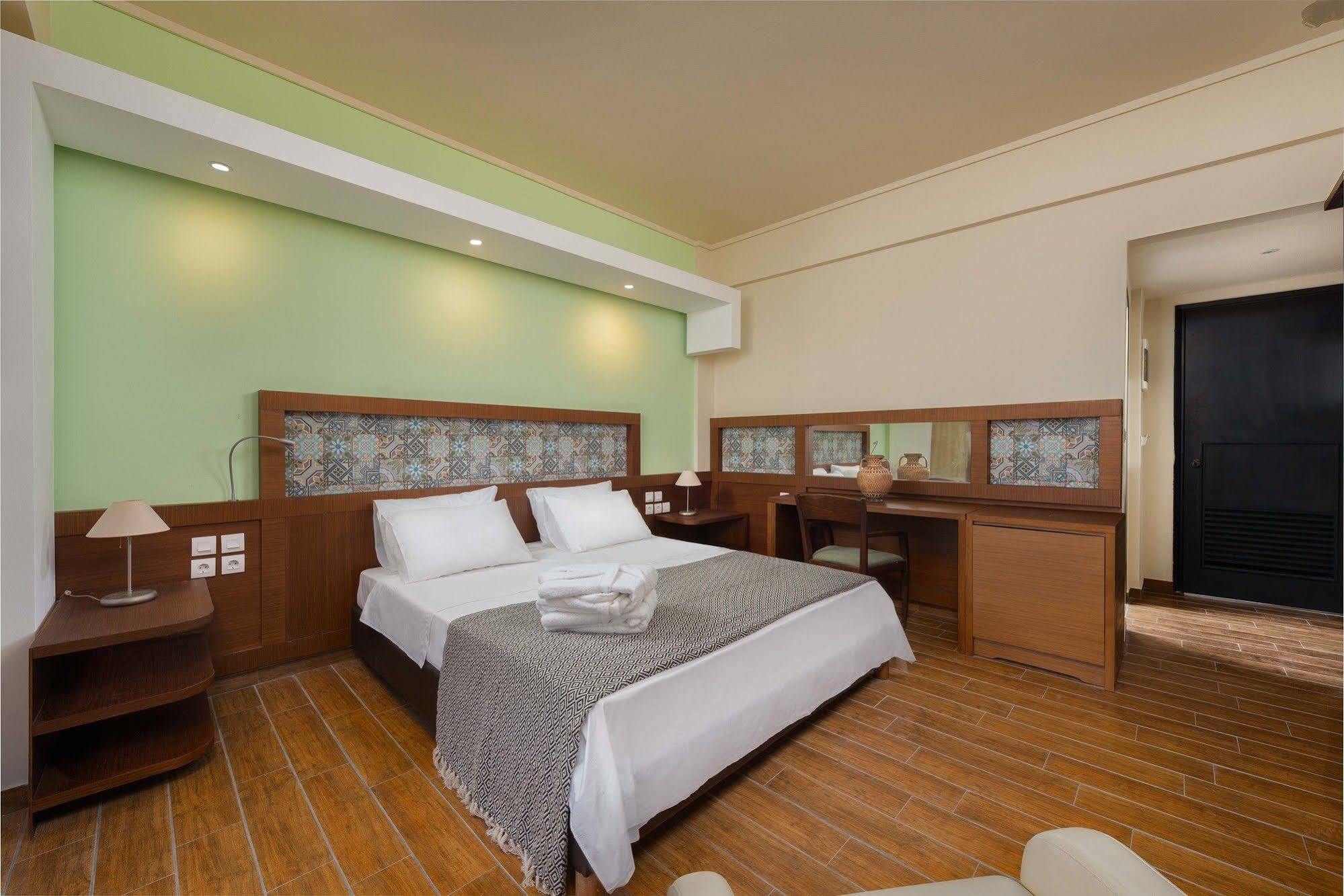 Gq Hotel & Club - Adults Only Rhodes City 외부 사진